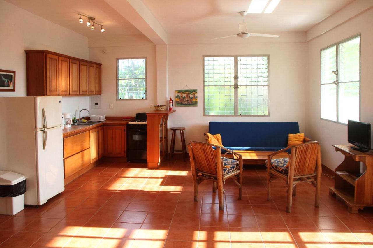 Bluebelize B&B Punta Gorda Exteriör bild